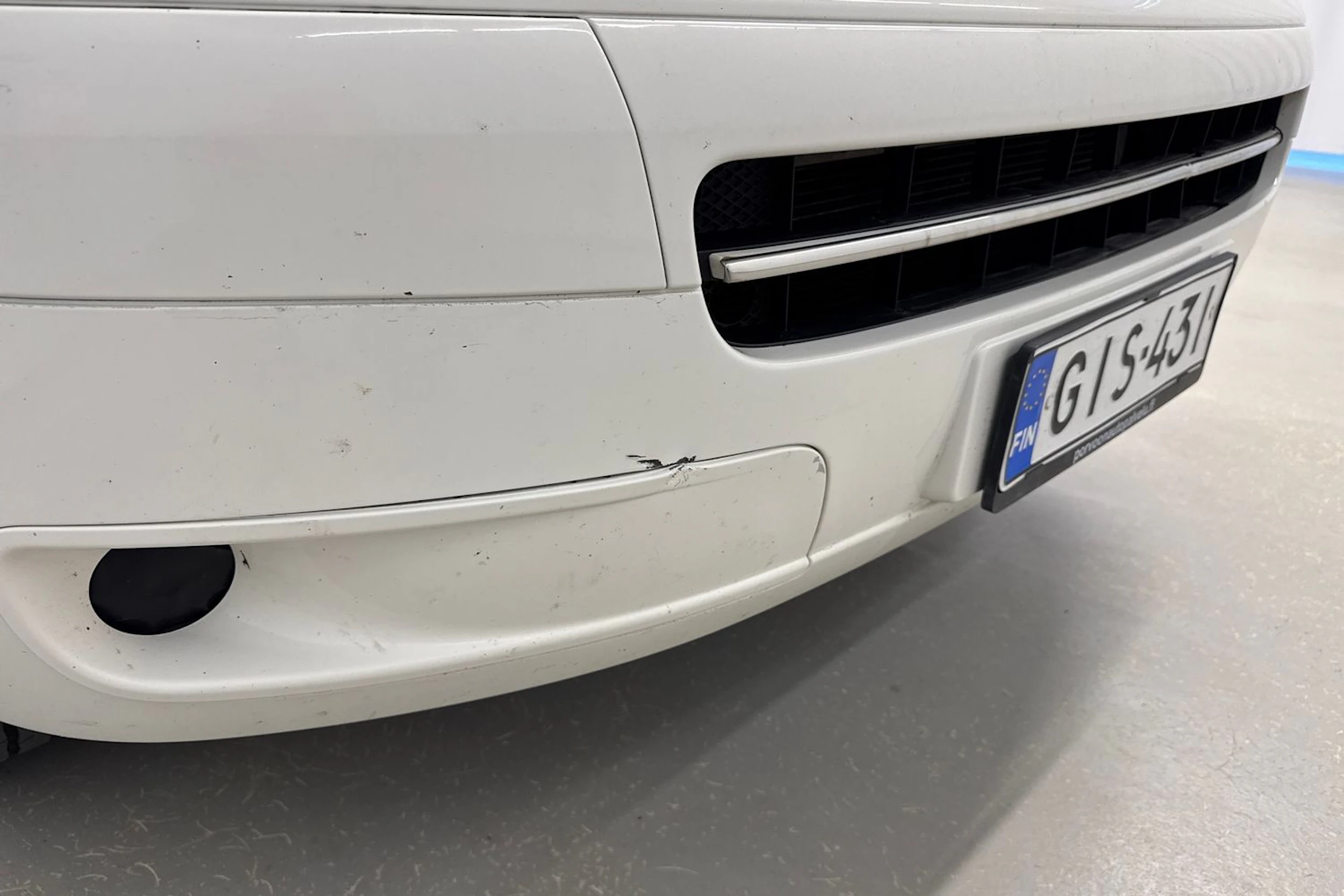 valkoinen Volkswagen Transporter 2010 kuva 24.