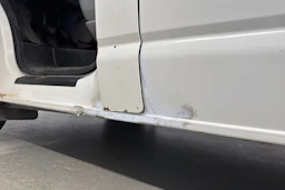 valkoinen Volkswagen Transporter 2010 kuva 34.