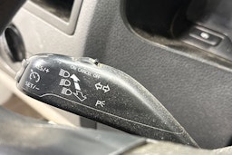 ruskea (beige) Volkswagen Transporter 2010 kuva 12.