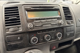 ruskea (beige) Volkswagen Transporter 2010 kuva 13.