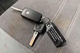 ruskea (beige) Volkswagen Transporter 2010 kuva 14.