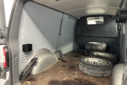 harmaa Volkswagen Transporter 2010 kuva 14.