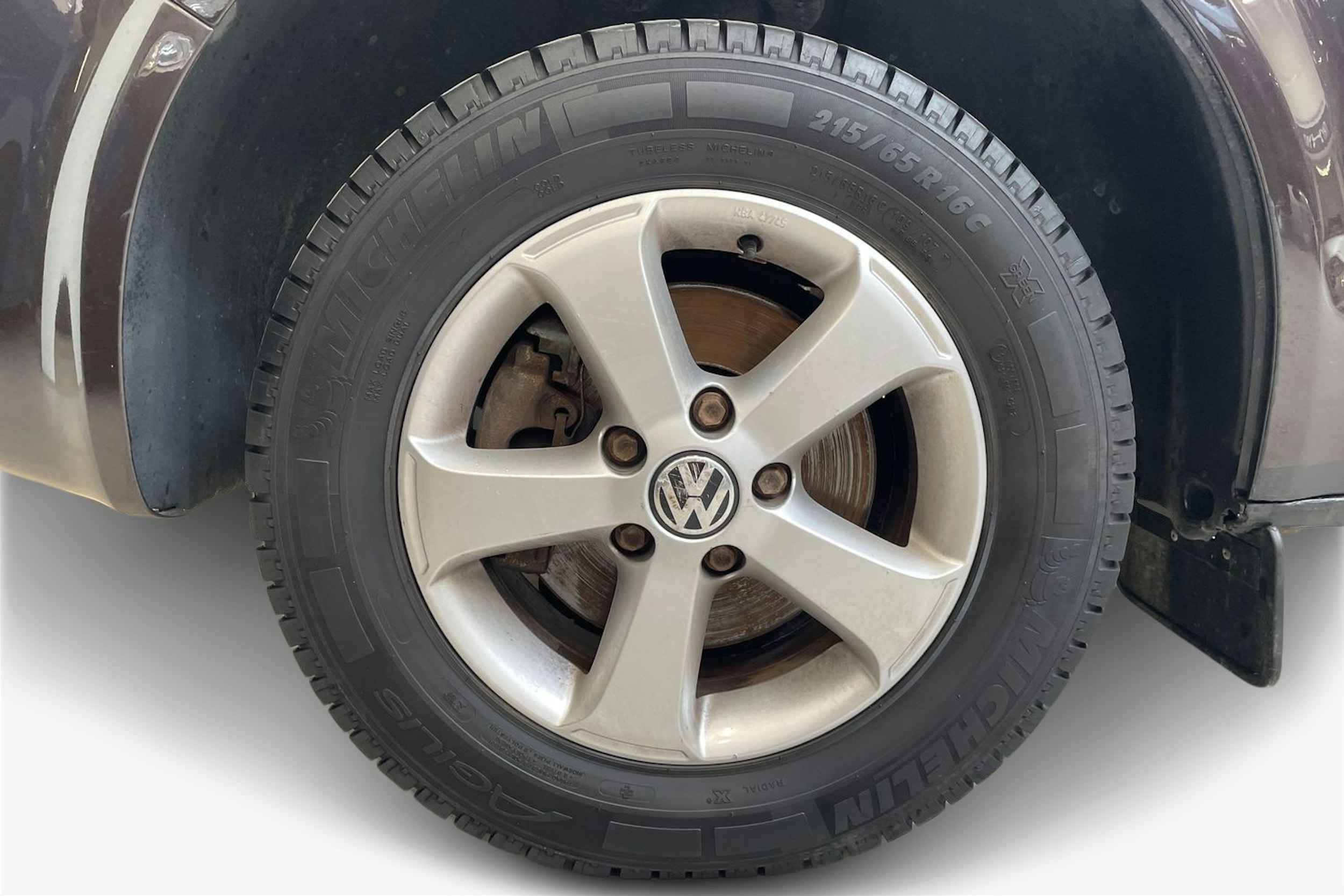 ruskea (beige) Volkswagen Transporter 2010 kuva 10.