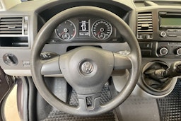 ruskea (beige) Volkswagen Transporter 2010 kuva 16.