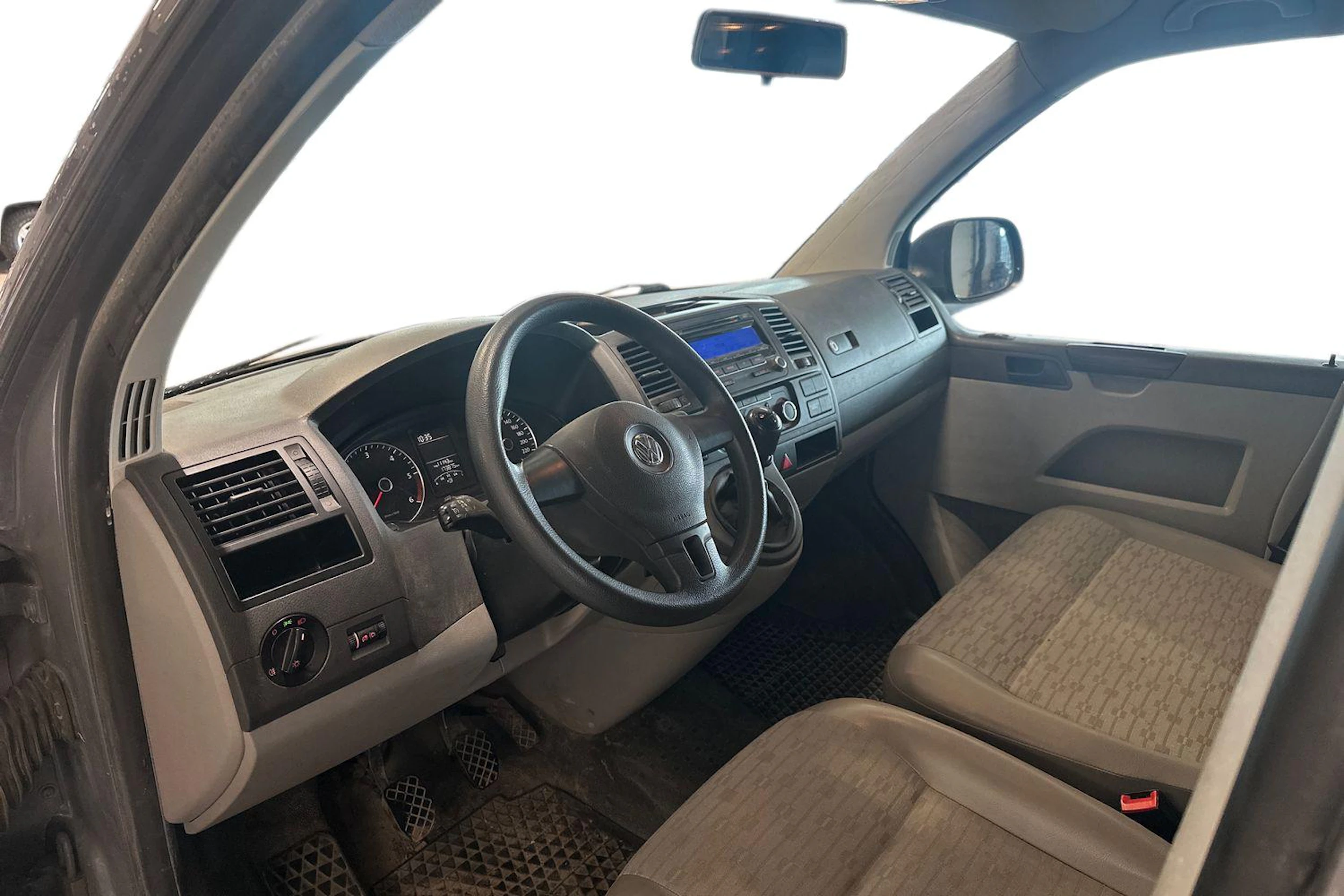 harmaa Volkswagen Transporter 2010 kuva 3.