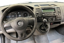 valkoinen Volkswagen Transporter 2010 kuva 7.