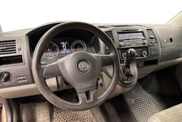 ruskea (beige) Volkswagen Transporter 2010 kuva 9.