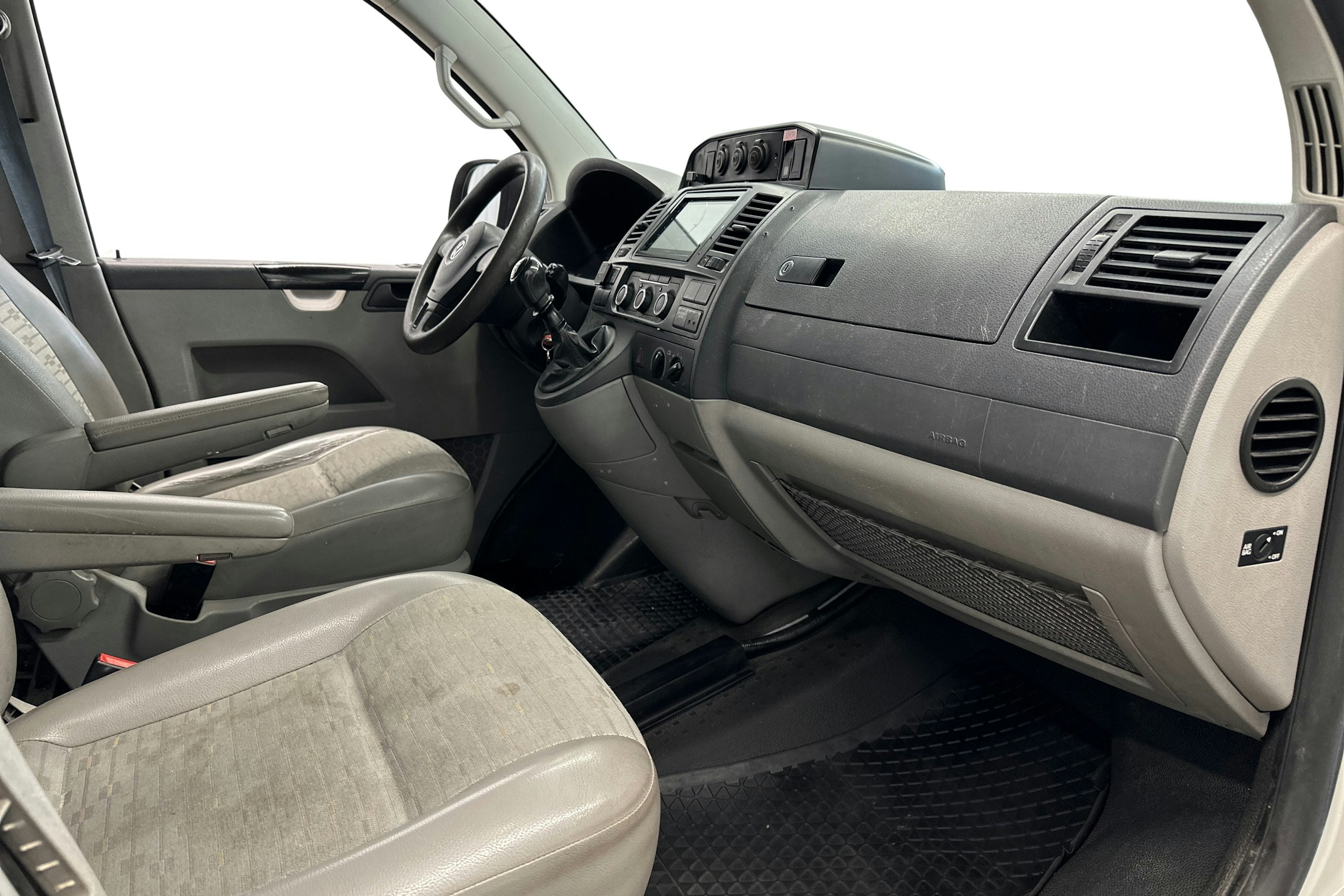 valkoinen Volkswagen Transporter 2010 kuva 8.