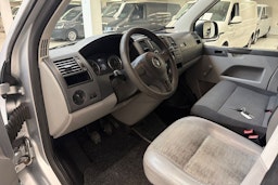 harmaa Volkswagen Transporter 2010 kuva 6.