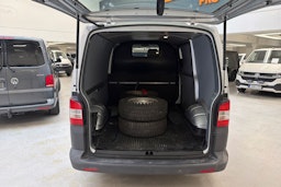 harmaa Volkswagen Transporter 2010 kuva 12.