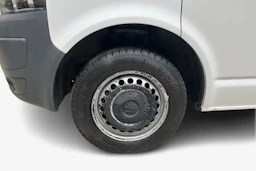 valkoinen Volkswagen Transporter 2010 kuva 12.