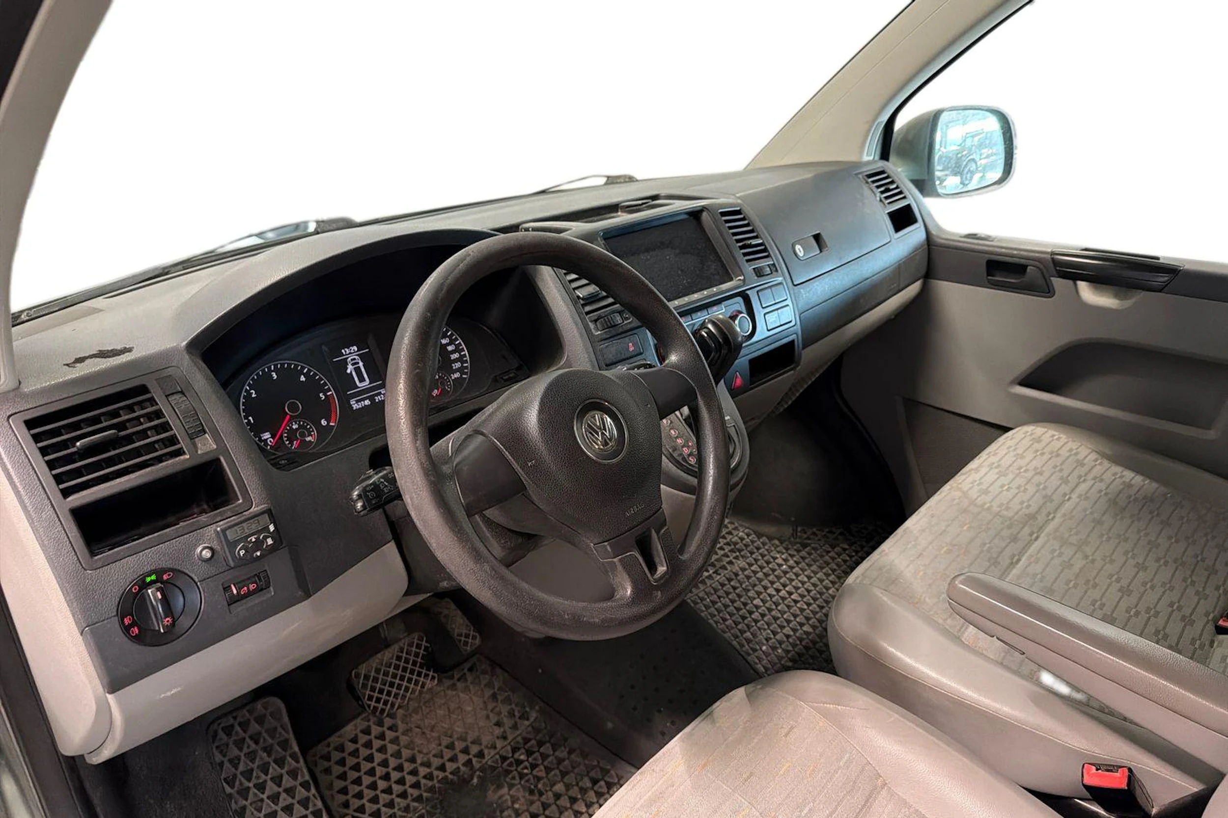 vihreä Volkswagen Transporter 2010 kuva 3.
