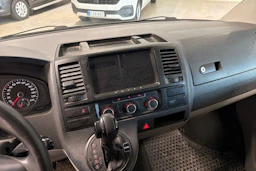 vihreä Volkswagen Transporter 2010 kuva 5.