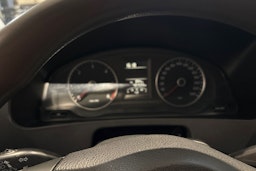 ruskea (beige) Volkswagen Transporter 2010 kuva 16.