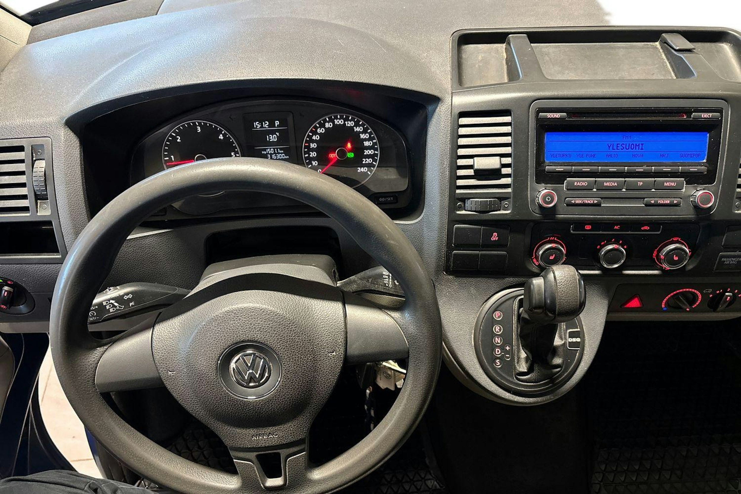 sininen Volkswagen Transporter 2010 kuva 9.