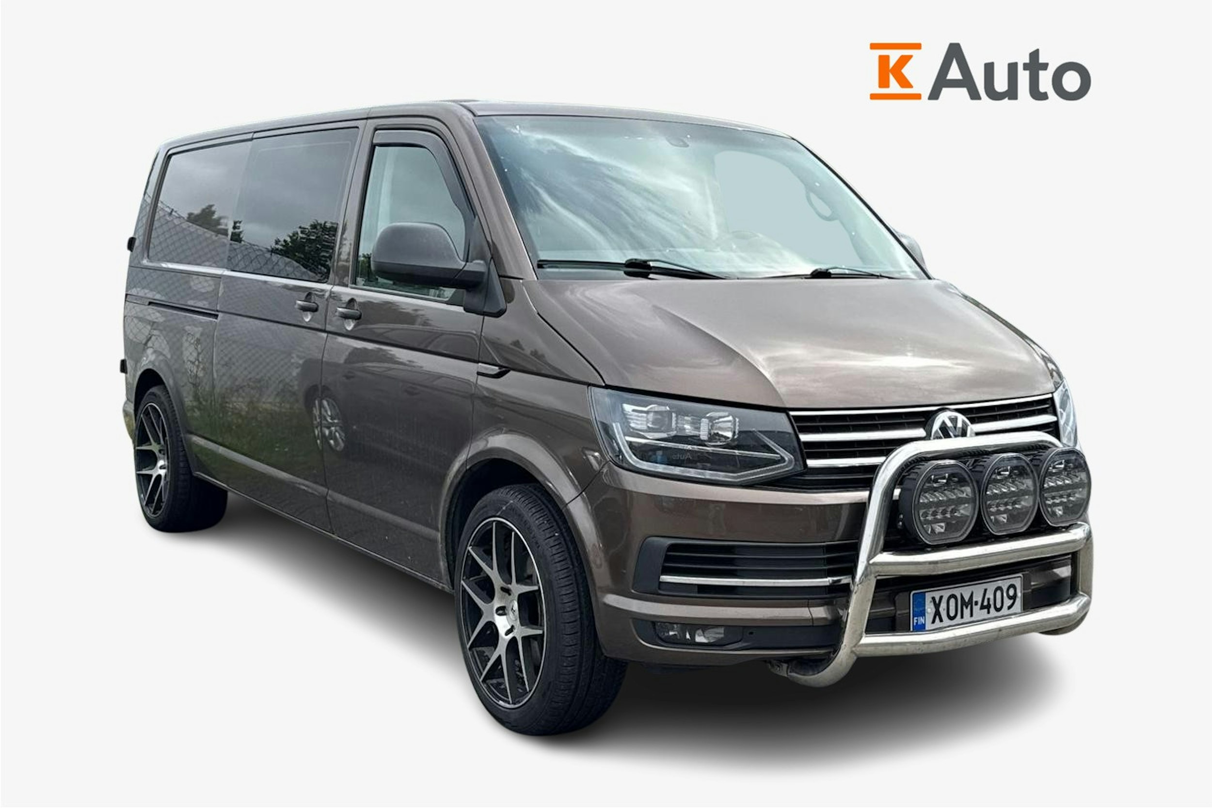 ruskea (beige) Volkswagen Transporter 2010 kuva 1.
