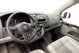 valkoinen Volkswagen Transporter 2010 kuva 9.