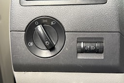 valkoinen Volkswagen Transporter 2010 kuva 14.