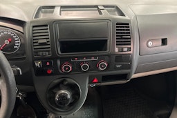 valkoinen Volkswagen Transporter 2011 kuva 9.