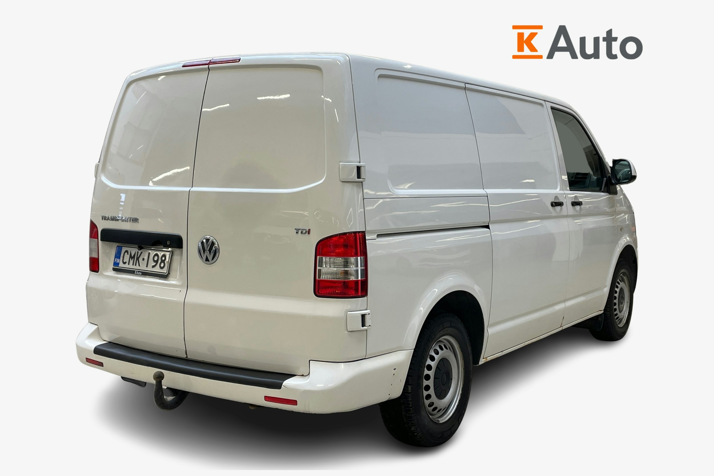 valkoinen Volkswagen Transporter 2011 kuva 2.