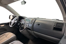 valkoinen Volkswagen Transporter 2011 kuva 9.