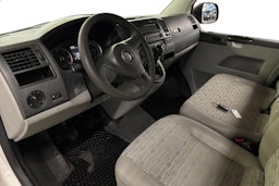 valkoinen Volkswagen Transporter 2011 kuva 3.