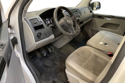 valkoinen Volkswagen Transporter 2011 kuva 6.