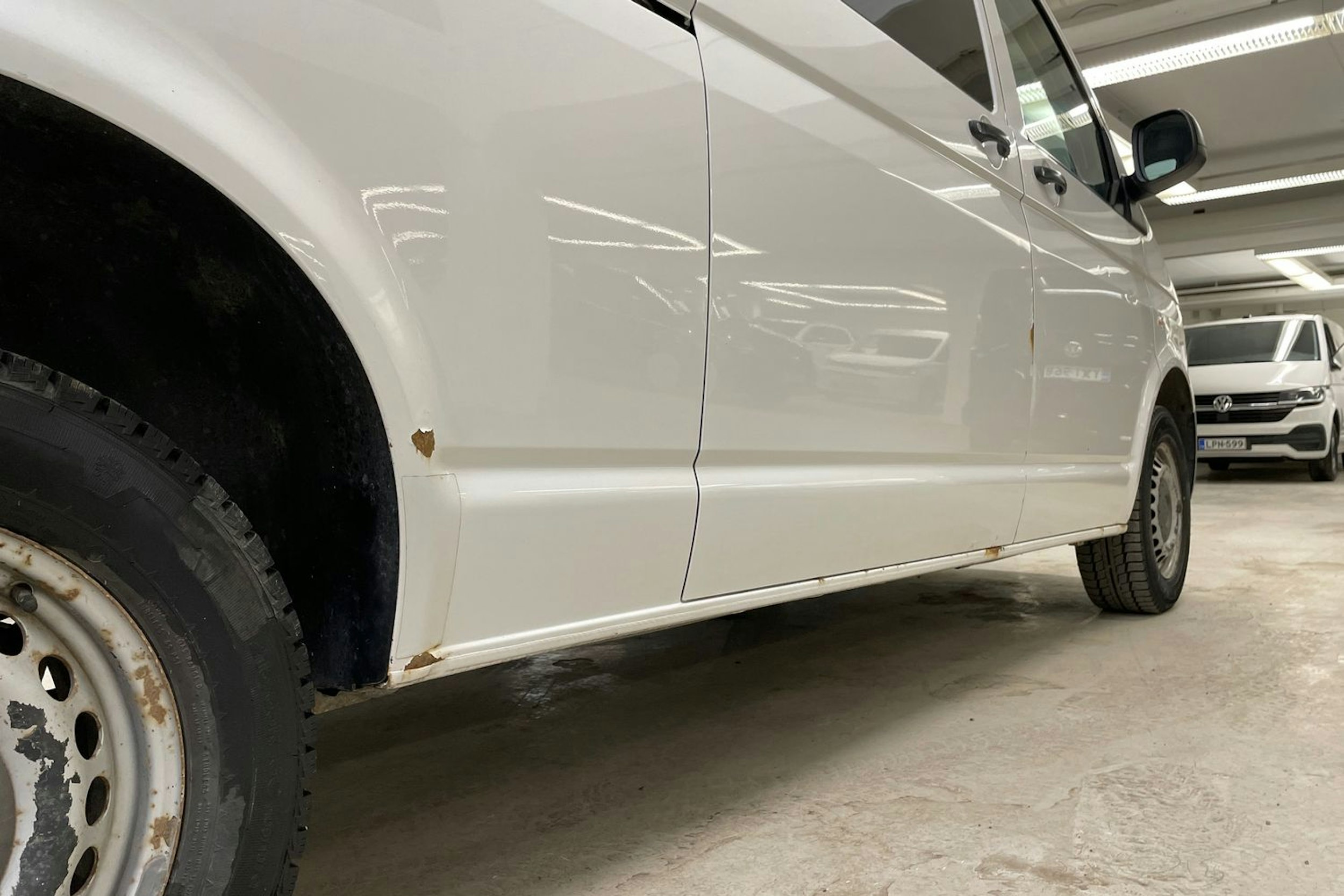 valkoinen Volkswagen Transporter 2011 kuva 22.