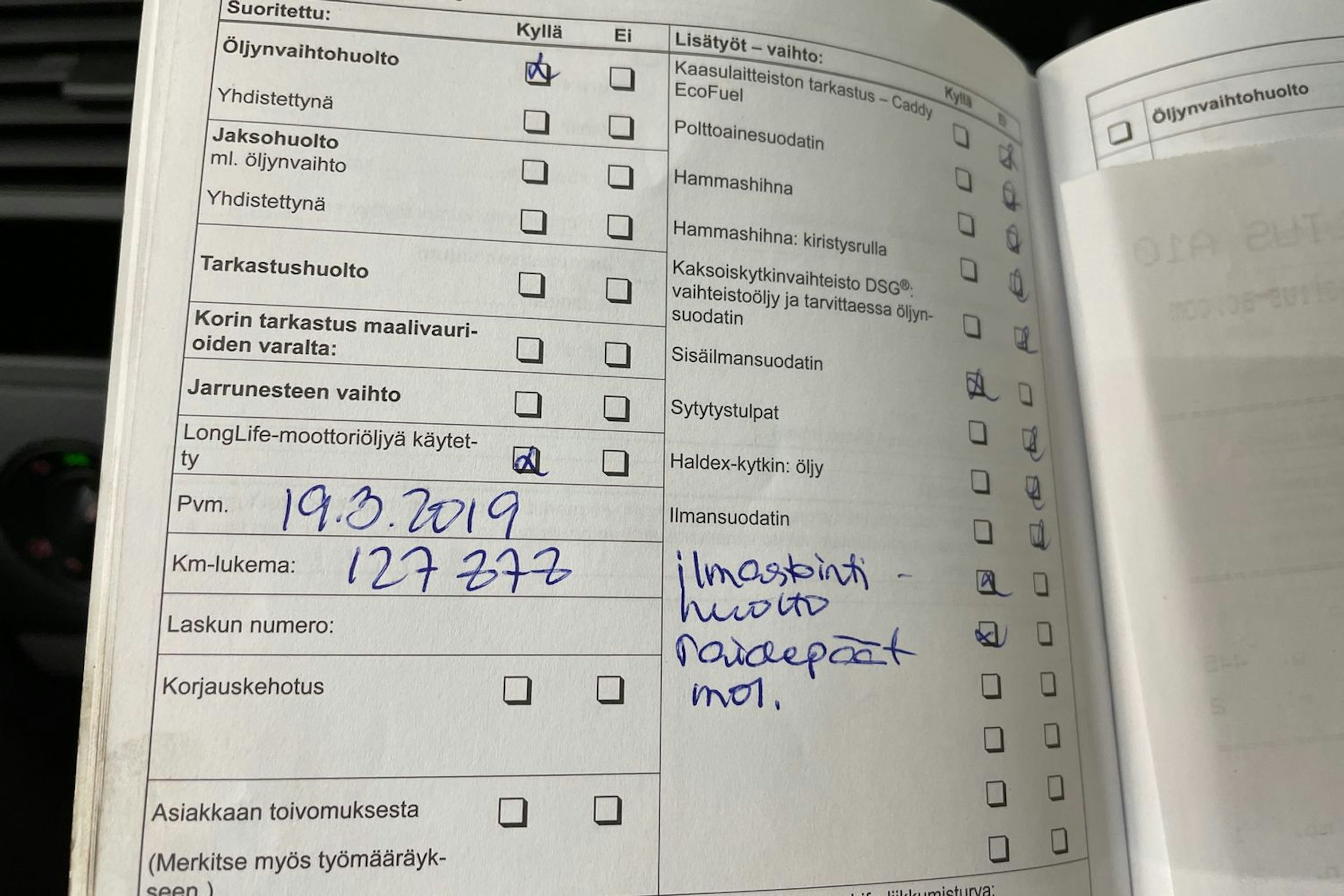 valkoinen Volkswagen Transporter 2011 kuva 38.