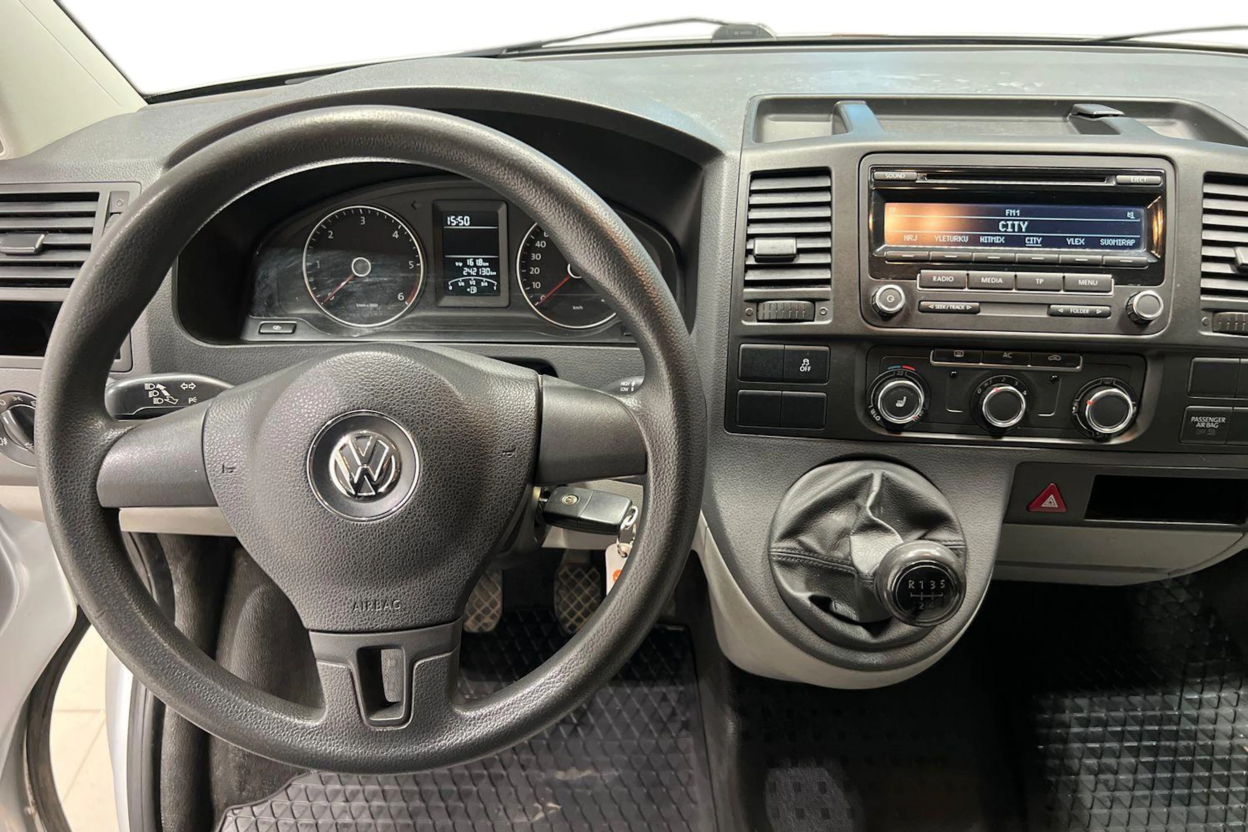 Harmaa Volkswagen TRANSPORTER 2011 kuva 7.