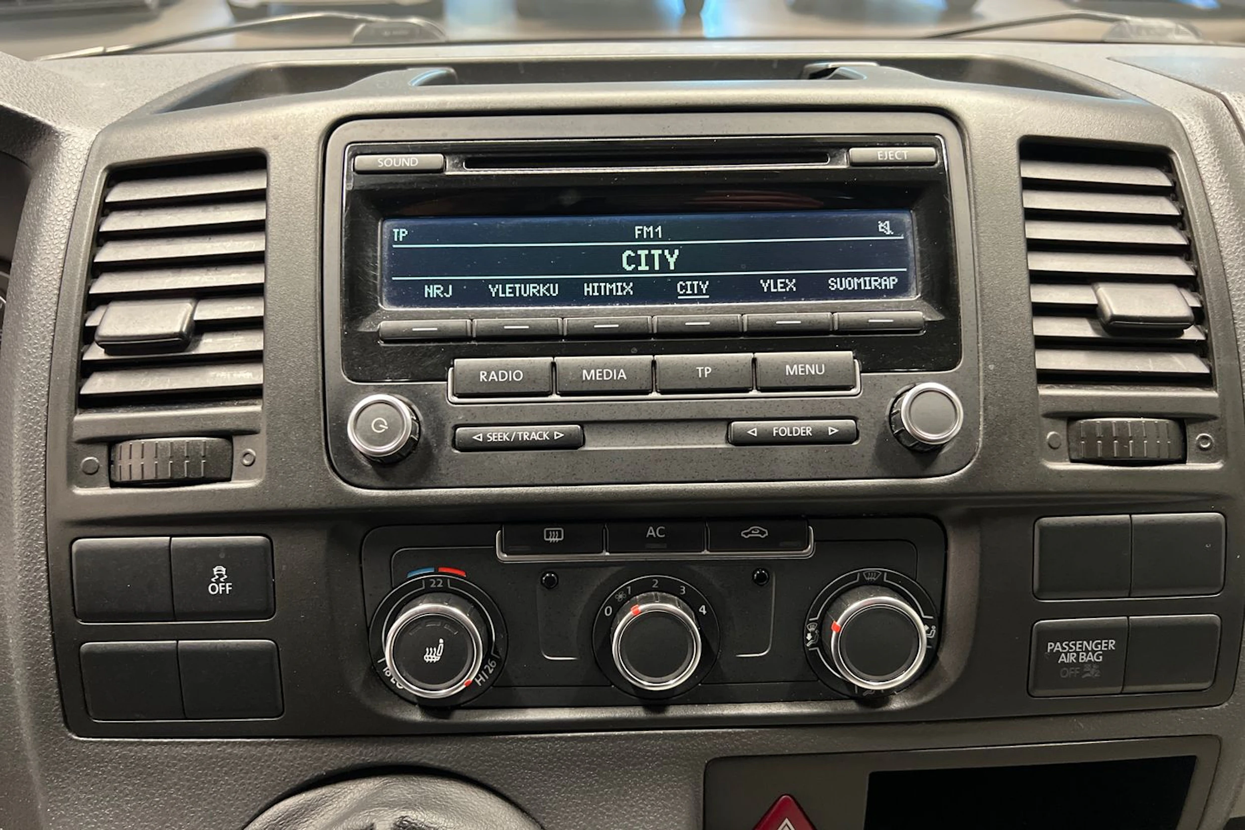 Harmaa Volkswagen TRANSPORTER 2011 kuva 10.