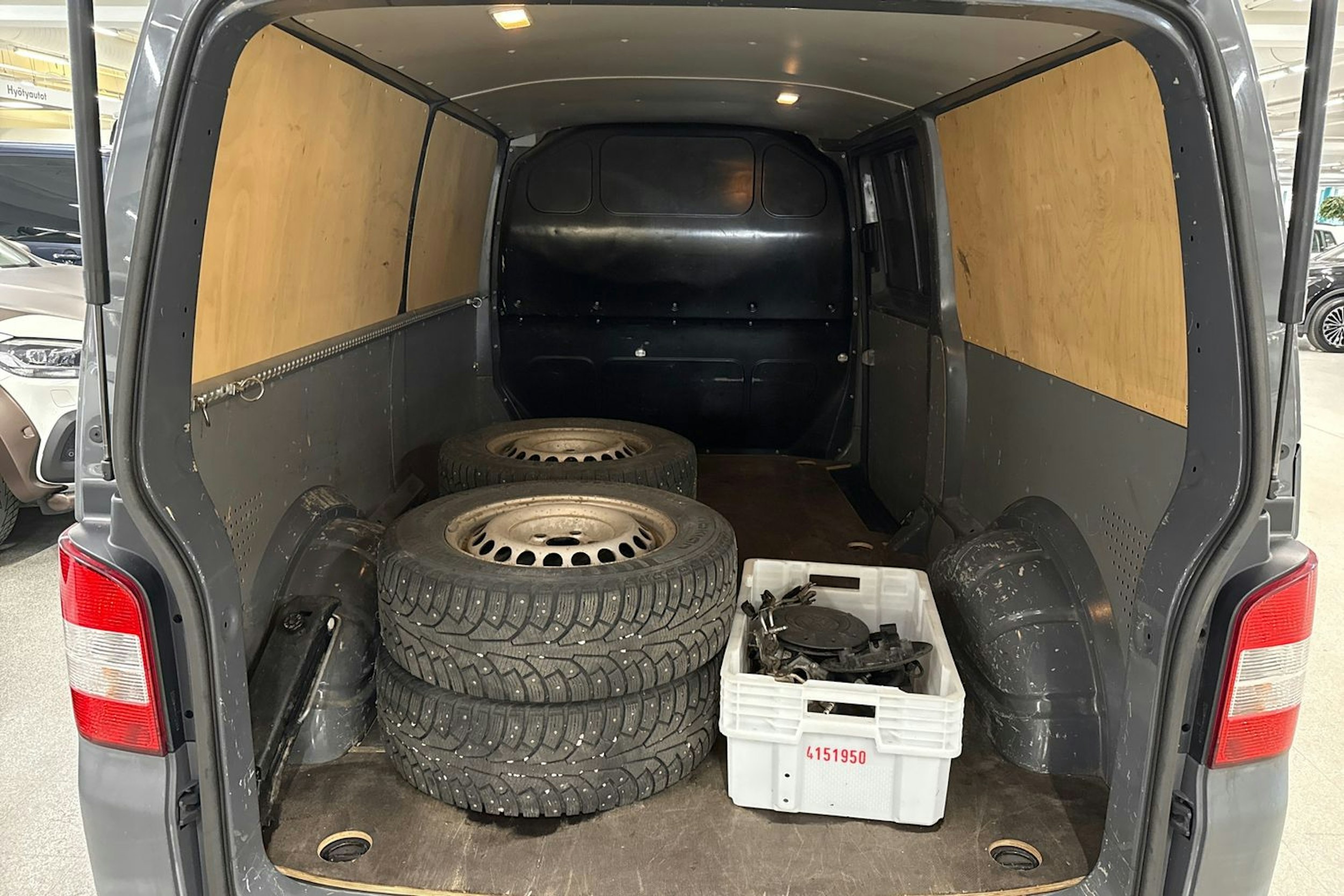 Harmaa Volkswagen TRANSPORTER 2011 kuva 13.