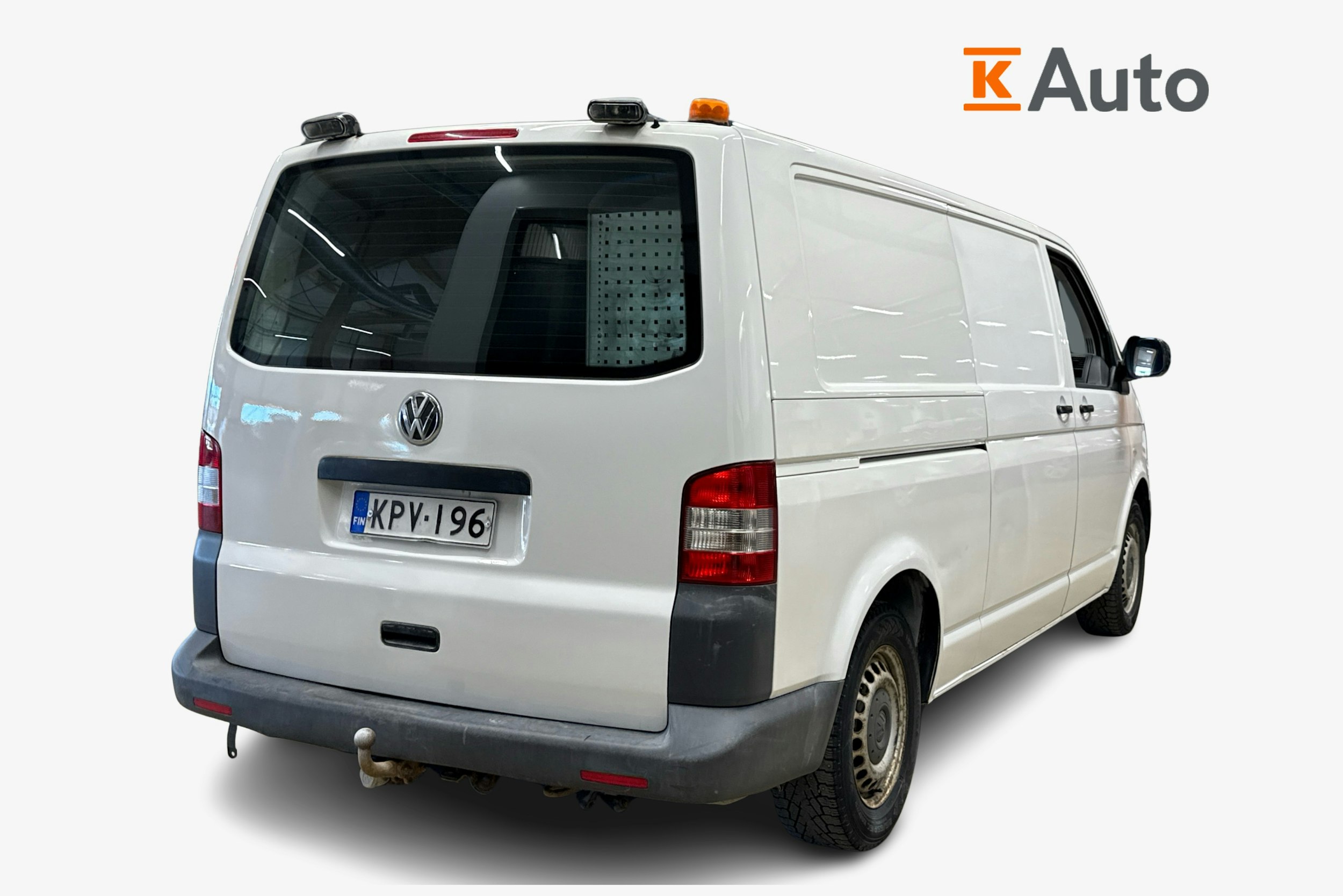 valkoinen Volkswagen Transporter 2011 kuva 2.