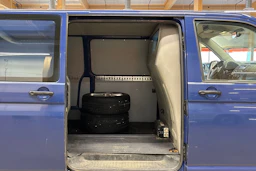 sininen Volkswagen Transporter 2011 kuva 20.