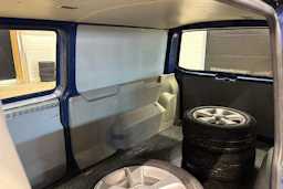 sininen Volkswagen Transporter 2011 kuva 21.