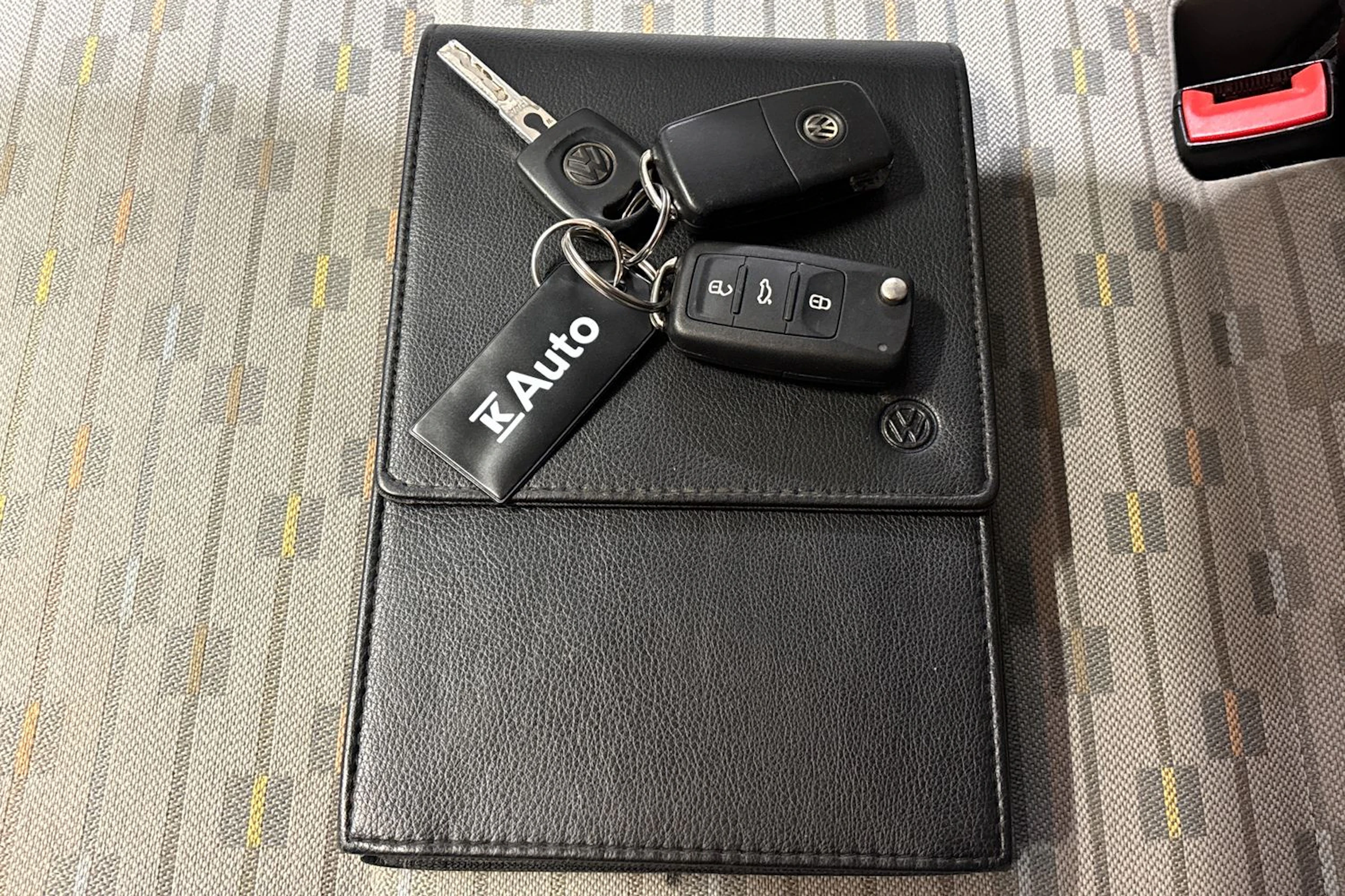 sininen Volkswagen Transporter 2011 kuva 28.