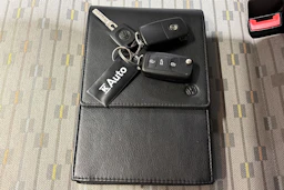 sininen Volkswagen Transporter 2011 kuva 28.