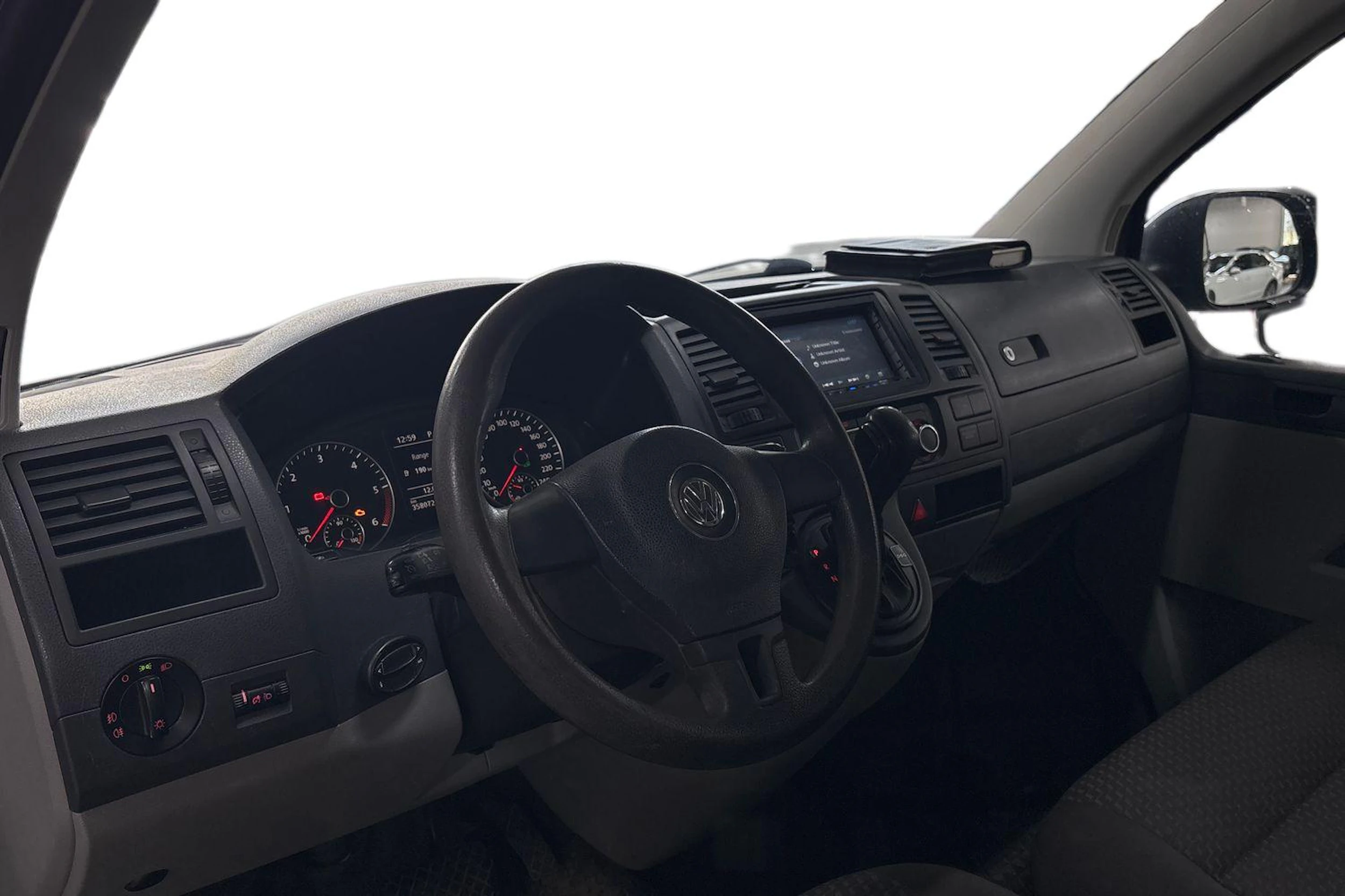 Ruskea (beige) Volkswagen TRANSPORTER 2011 kuva 8.