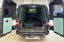 Ruskea (beige) Volkswagen TRANSPORTER 2011 kuva 21.