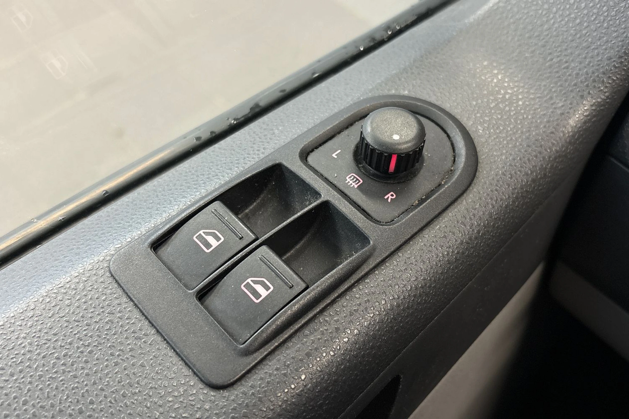 harmaa Volkswagen Transporter 2011 kuva 24.