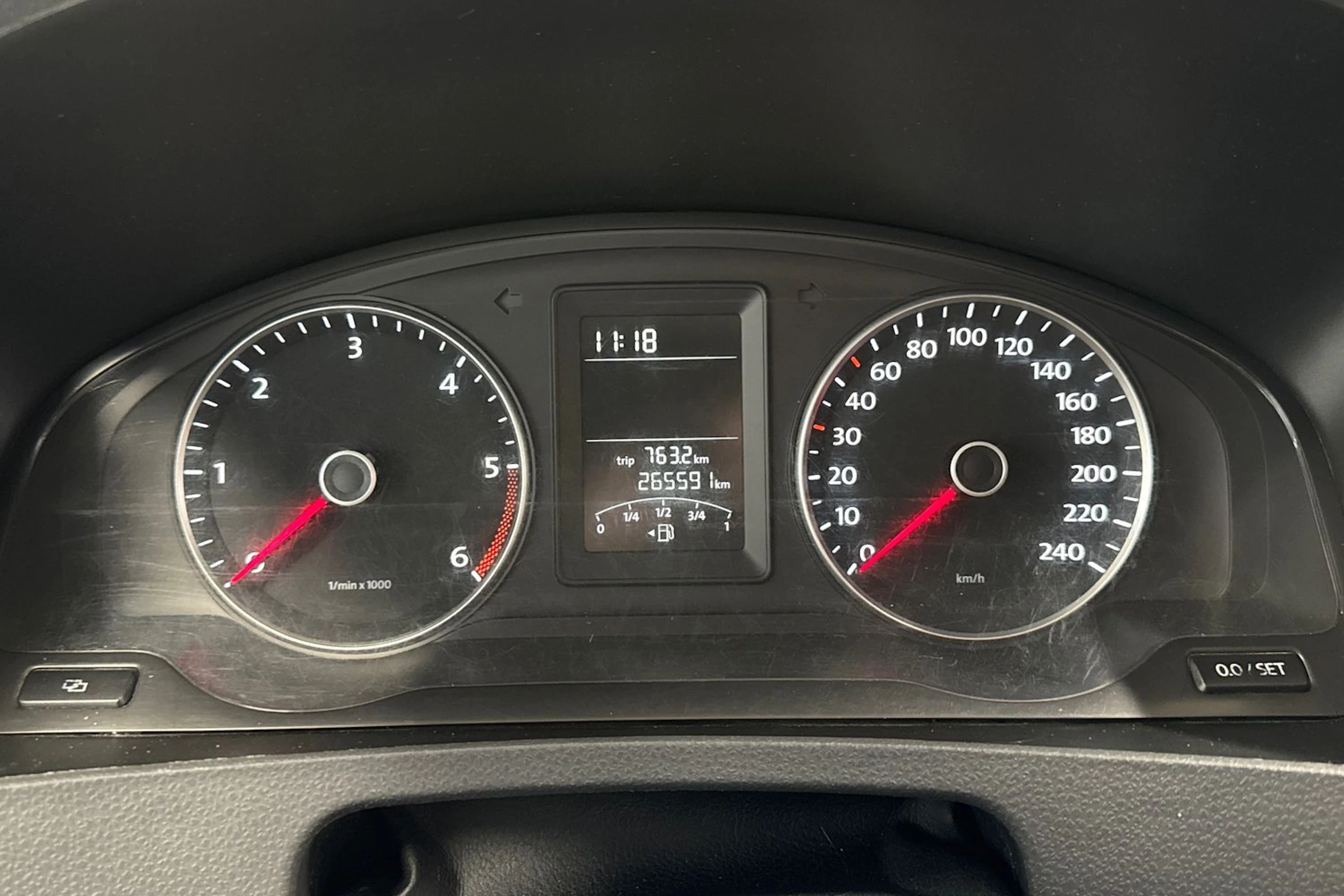 musta Volkswagen Transporter 2012 kuva 13.