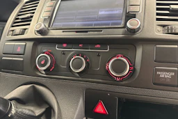 musta Volkswagen Transporter 2012 kuva 18.