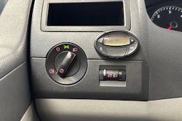 musta Volkswagen Transporter 2012 kuva 19.