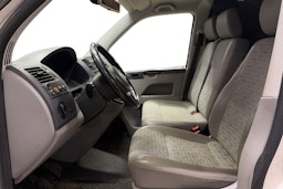 valkoinen Volkswagen Transporter 2012 kuva 3.