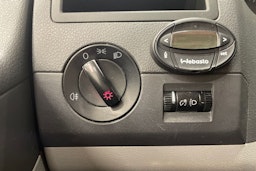 ruskea (beige) Volkswagen Transporter 2012 kuva 24.