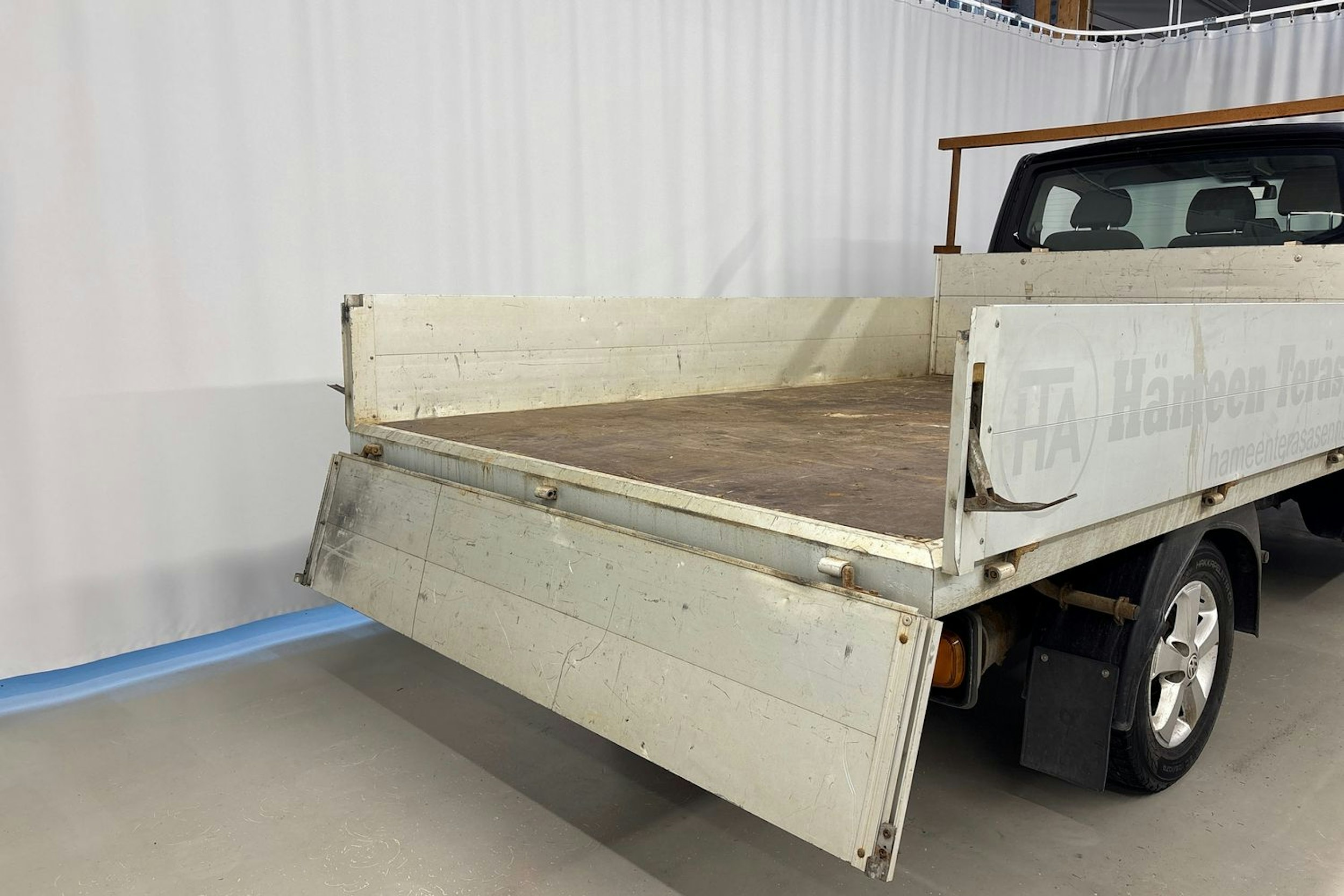 harmaa Volkswagen Transporter 2012 kuva 21.