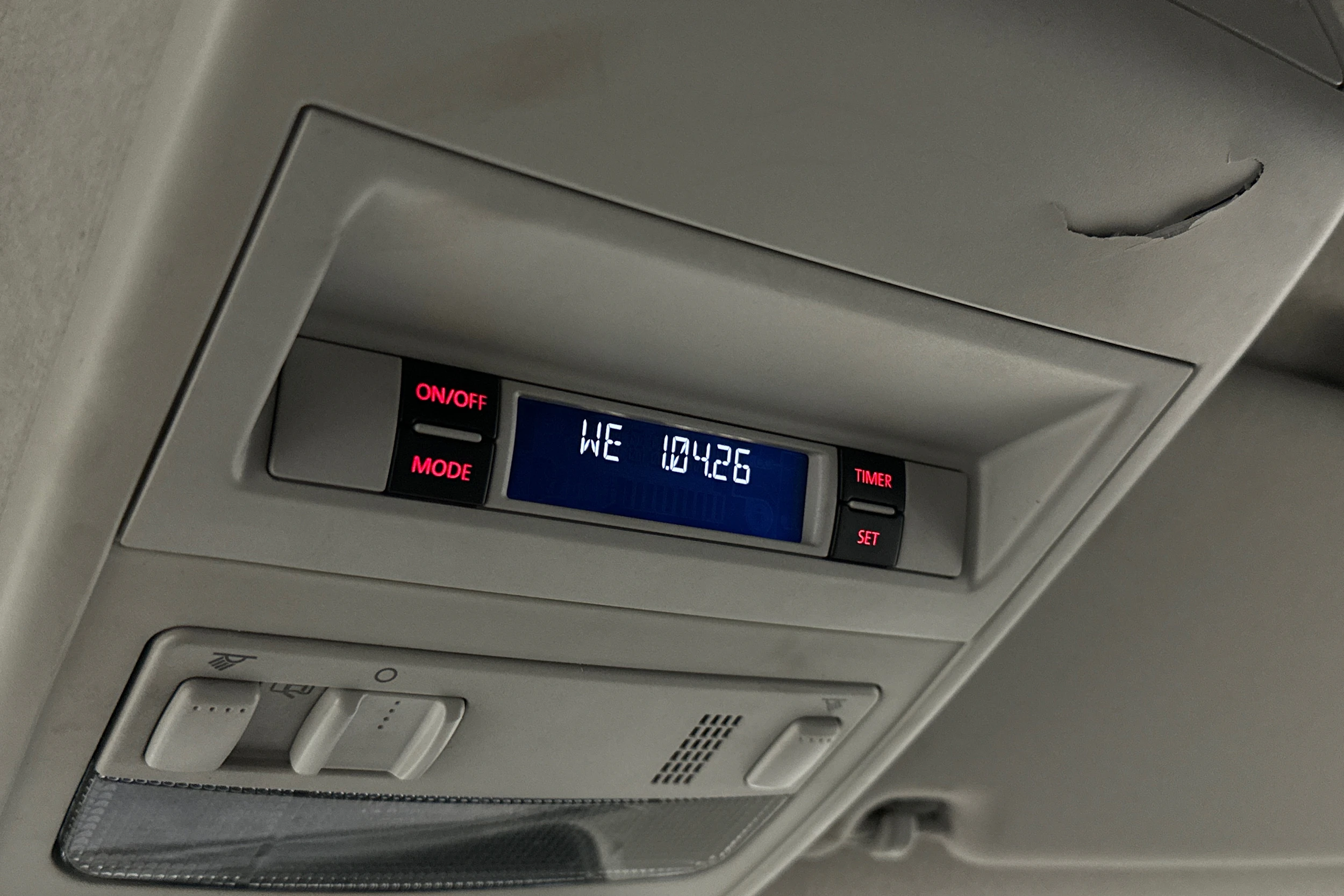 ruskea (beige) Volkswagen Transporter 2012 kuva 15.
