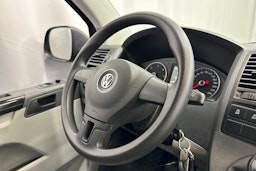harmaa Volkswagen Transporter 2012 kuva 10.