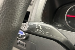 harmaa Volkswagen Transporter 2012 kuva 13.
