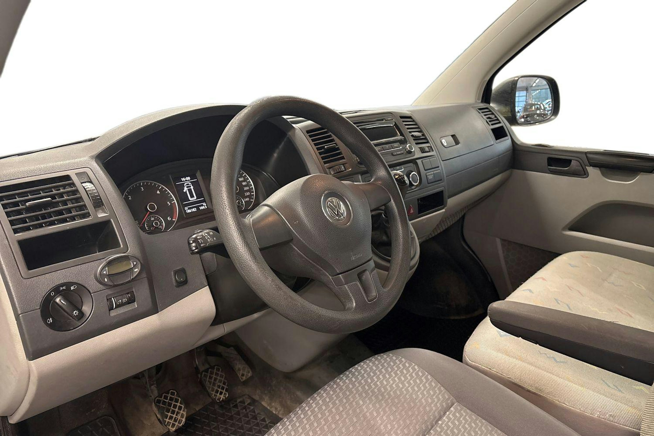 Musta Volkswagen TRANSPORTER 2012 kuva 3.